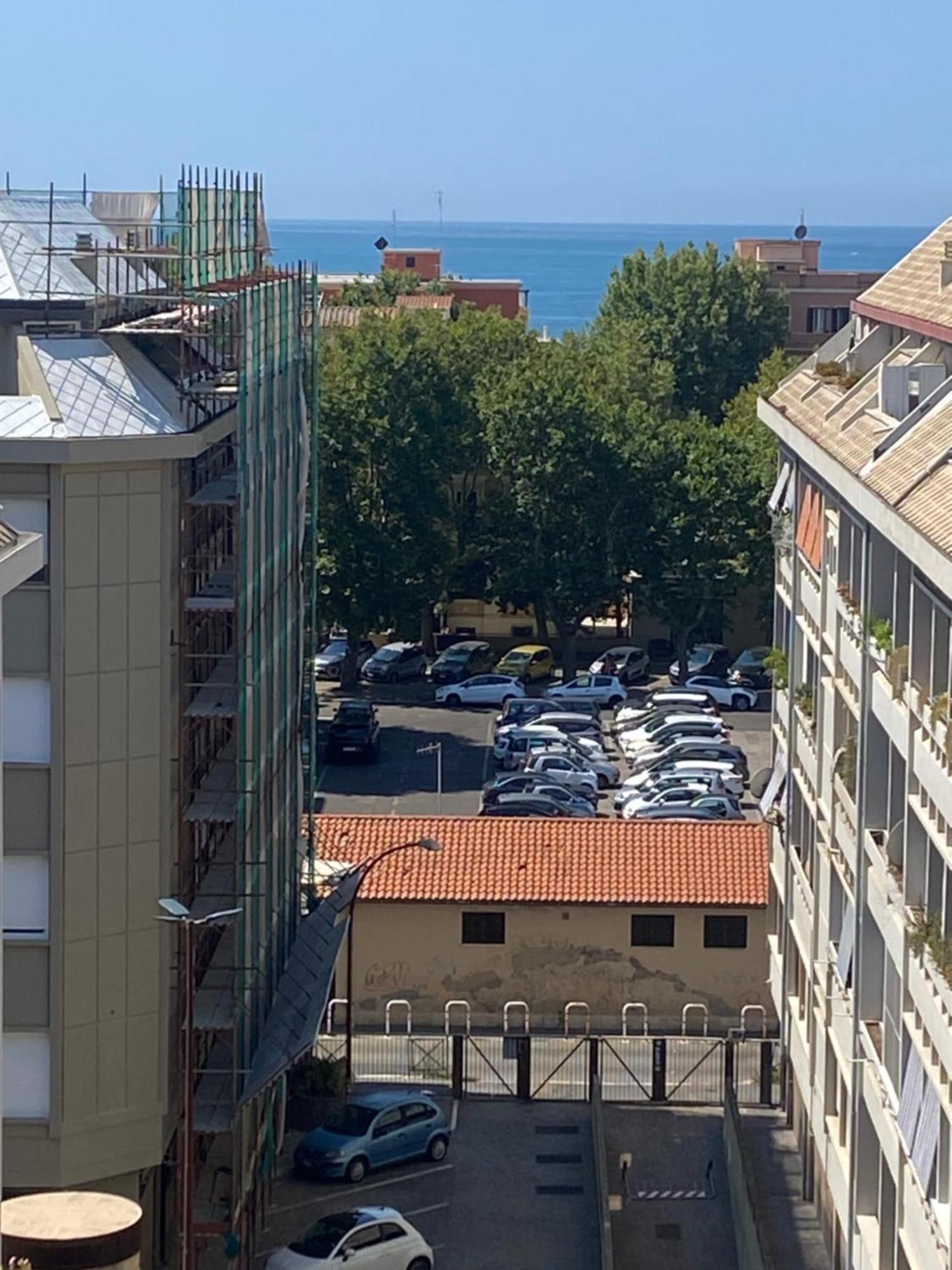 Ferienwohnung Attico Girasole Lido di Ostia Exterior foto